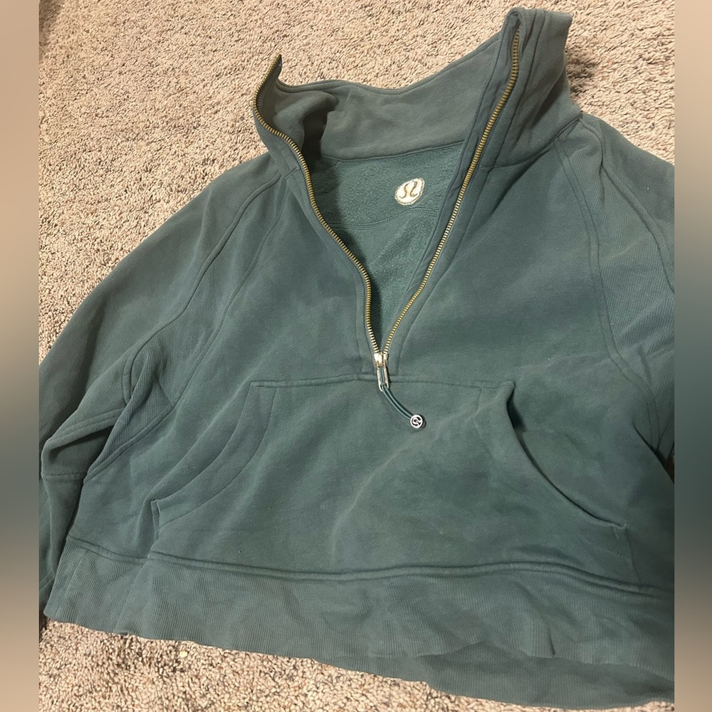Lululemon Scuba Funnel Neck Cropped Pullover - M/L